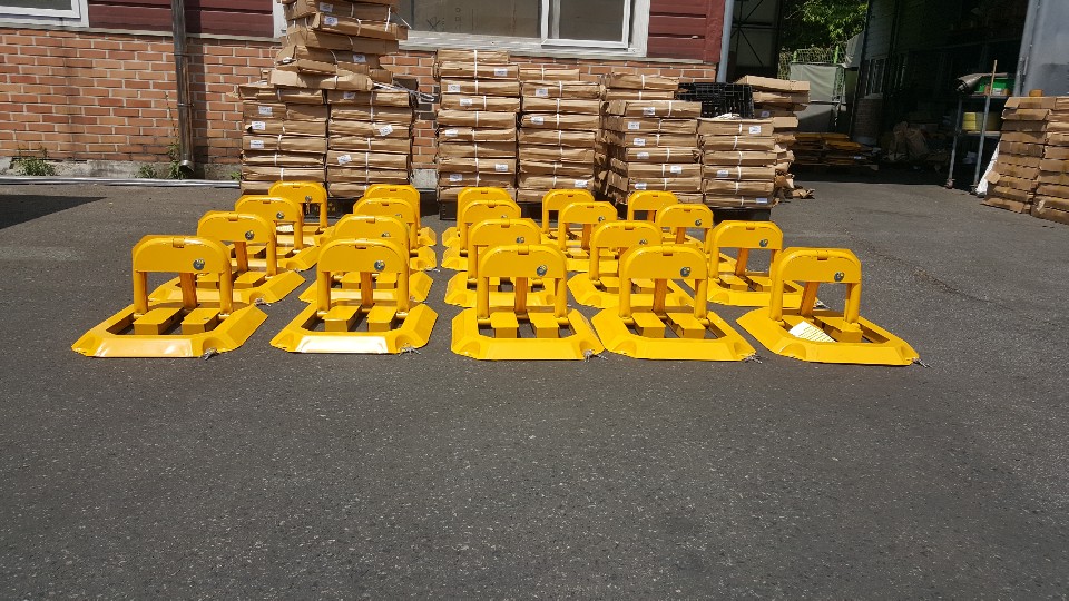 Wholesale Folding Parking Blocker System for Building Contractors and Site Development